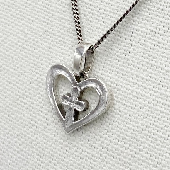 Jeep Collins Sterling Silver Heart Cross Pendant Necklace - Picture 2 of 10